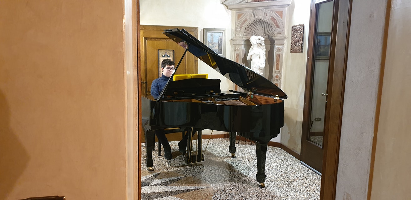 Saggio di Natale della Classe di Pianoforte del prof. Romeo Salamon.